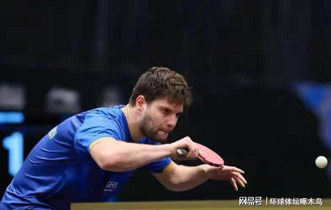 中国乒乓球队鏖战德国乒乓球队，奥恰洛夫制霸全场