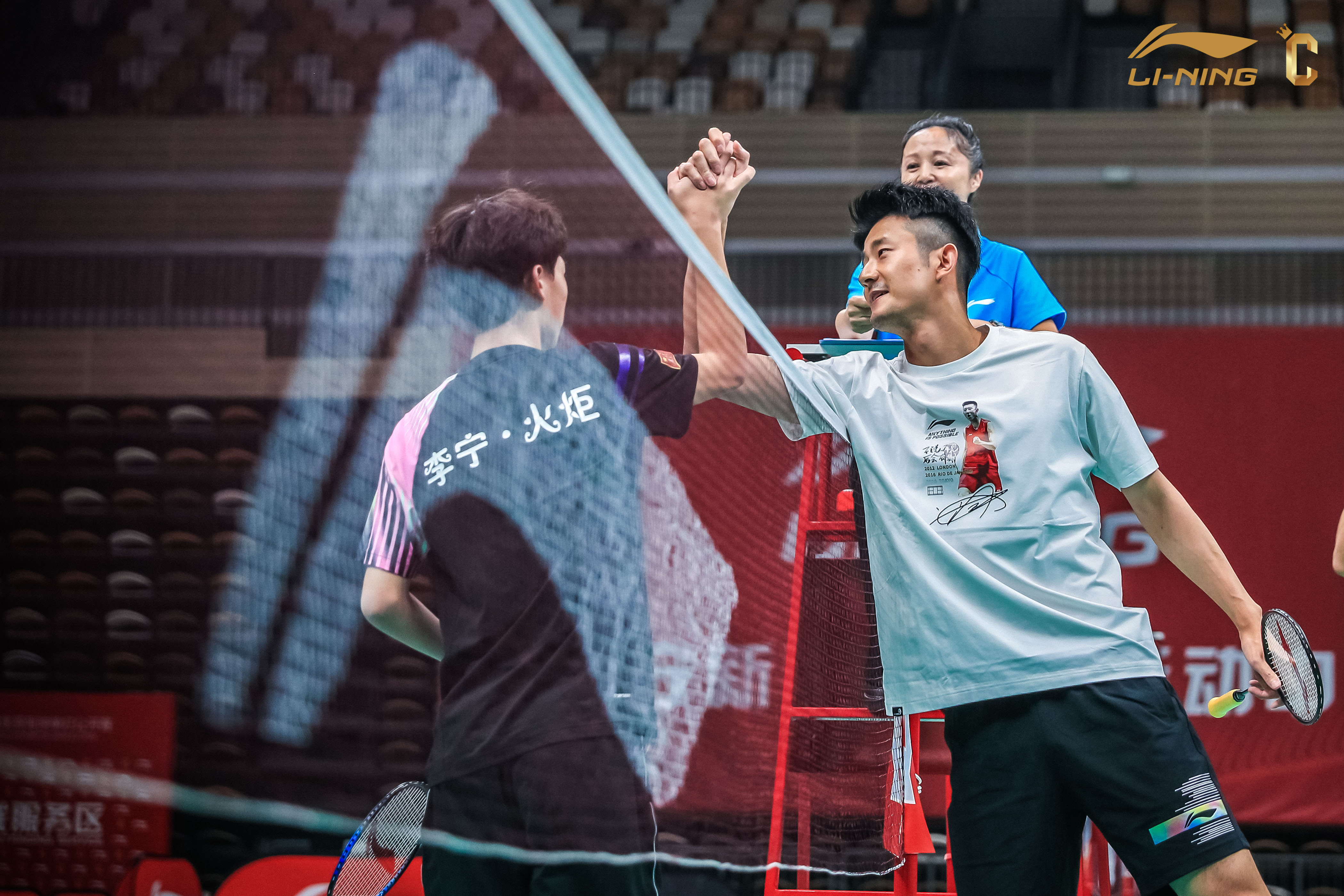 泰国羽毛球队碾压法国羽毛球队,谌龙送出助攻的简单介绍 泰国羽毛球队碾压法国羽毛球队,谌龙送出助攻的简单介绍