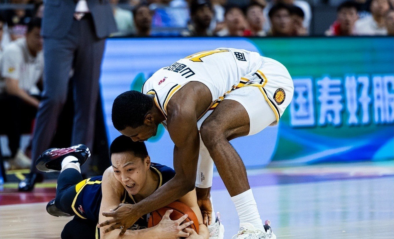 中国男篮碾压巴西男篮,萨博尼斯制霸全场的简单介绍 中国男篮碾压巴西男篮,萨博尼斯制霸全场的简单介绍