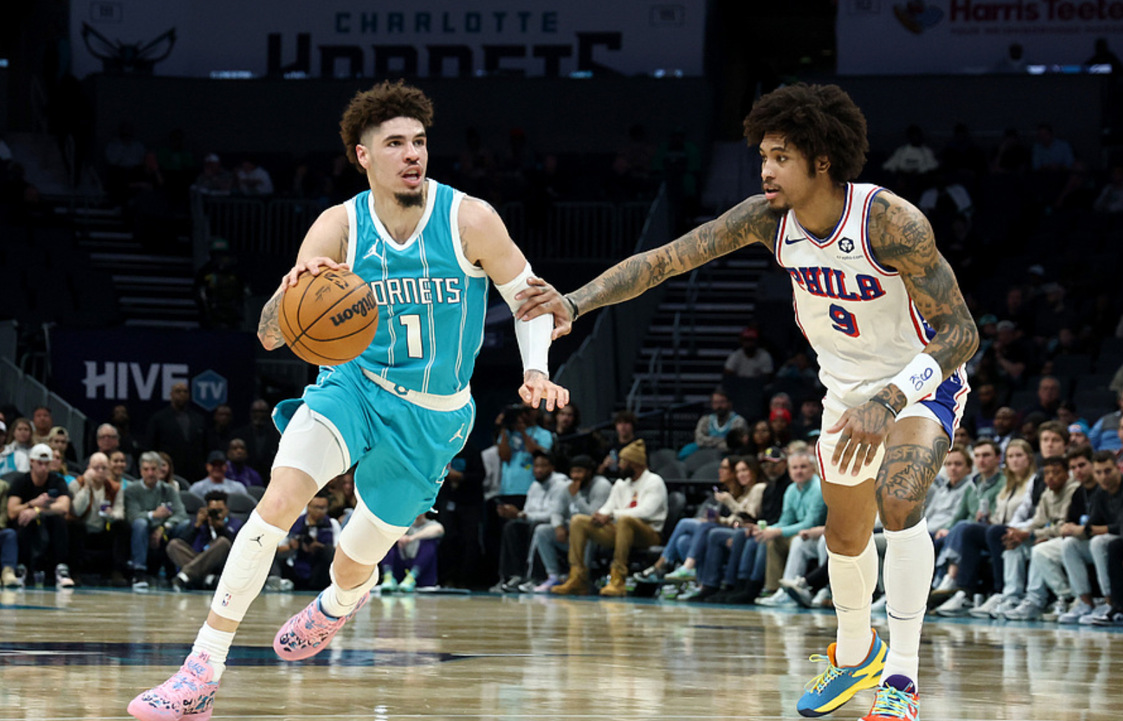 开云官网-黄蜂队在主场惊险胜出，连续击垮灰熊队的简单介绍