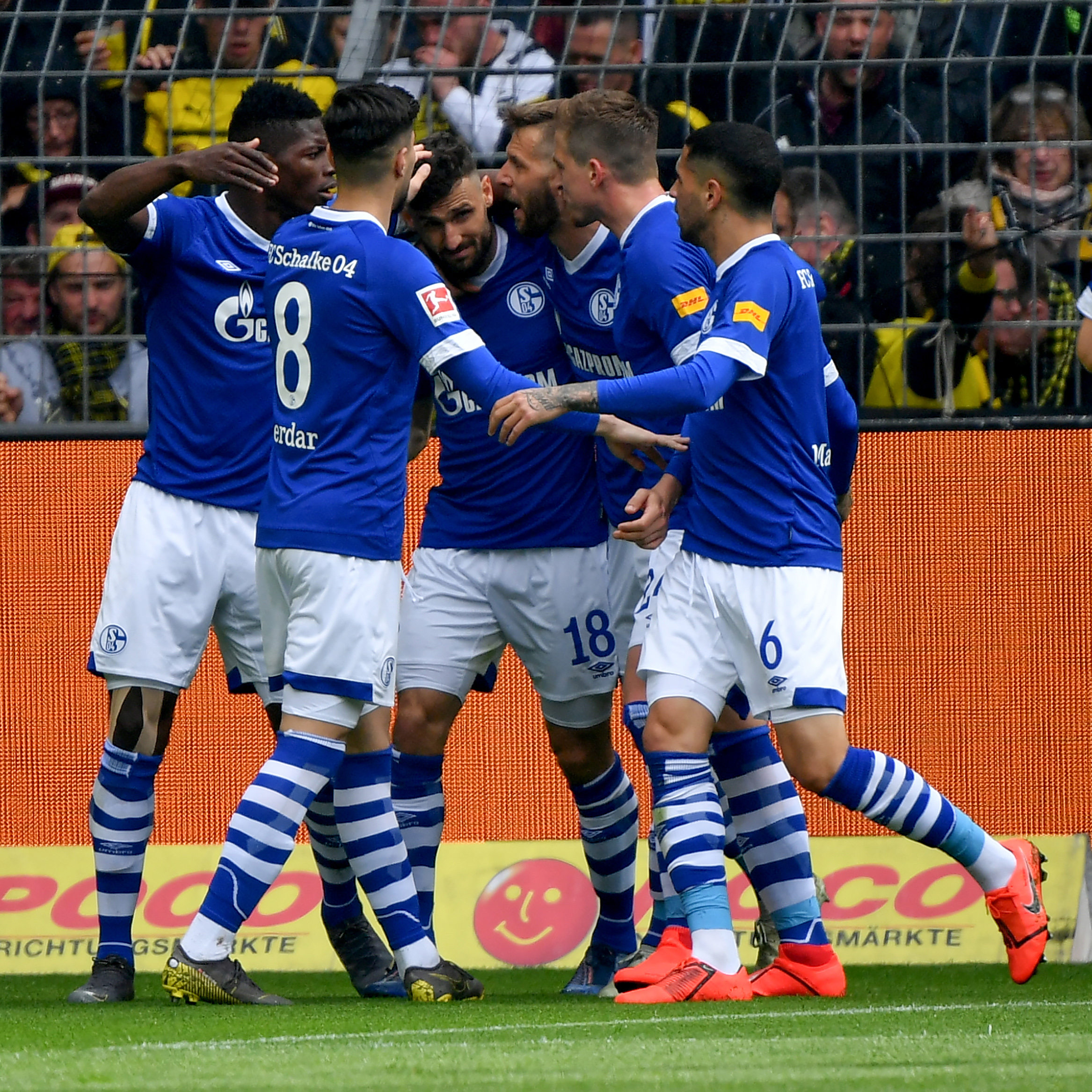 英格兰横扫多特蒙德，萨内点燃赛场的简单介绍