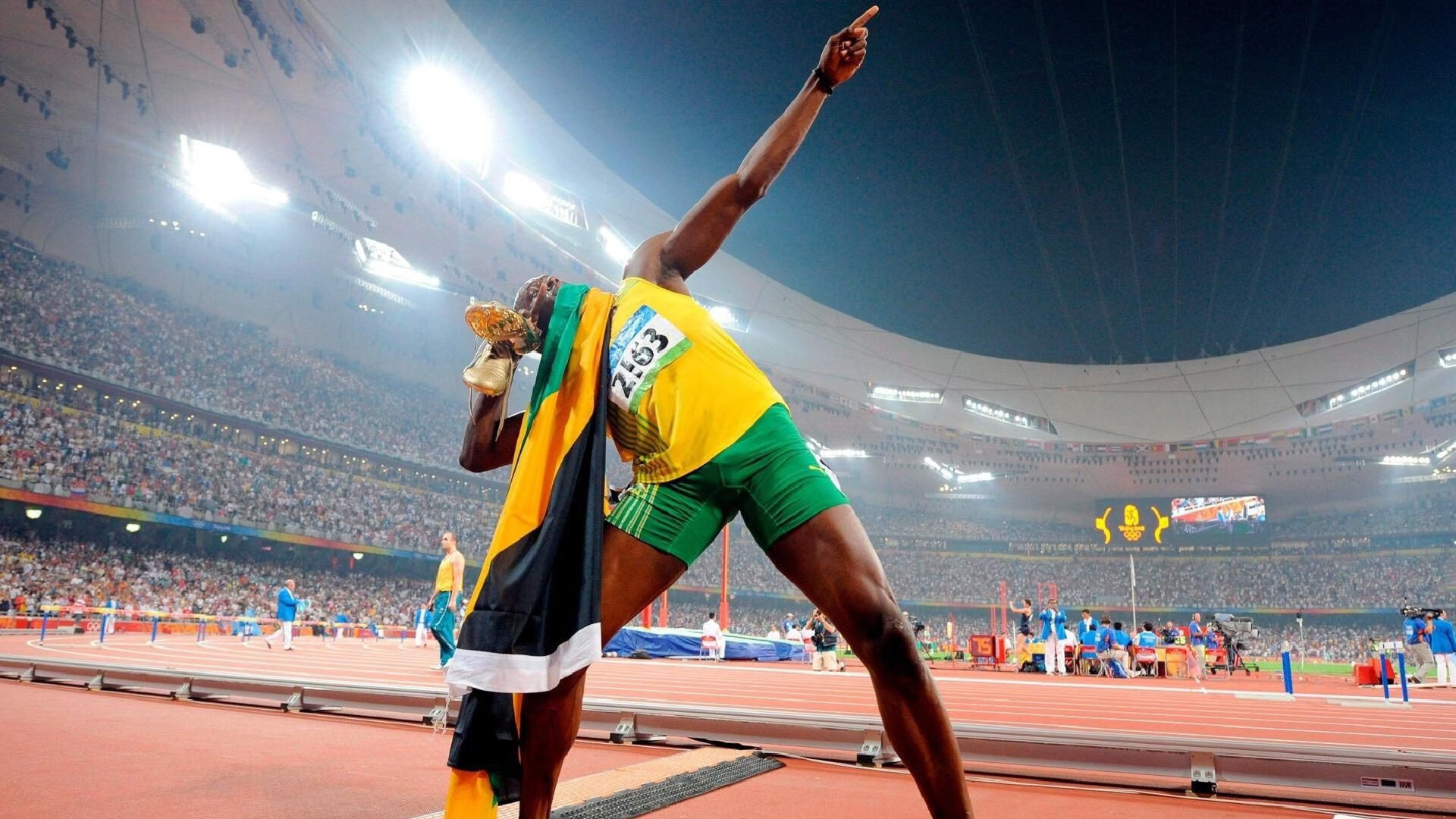 开云体育官方网站-阿圭罗爆发与喀麦隆奇迹，足球世界的双重变奏